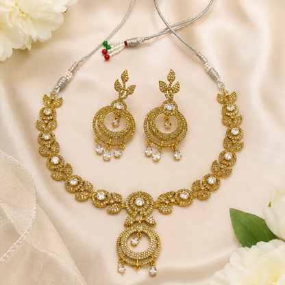 Elegant Gold Circle Pendant Necklace Set