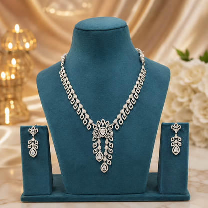 Royal Elegance White Stone Necklace Set